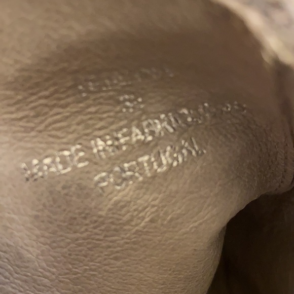 Bos.Co Grey perforated peep toe ankle boots - Picture 10 of 10